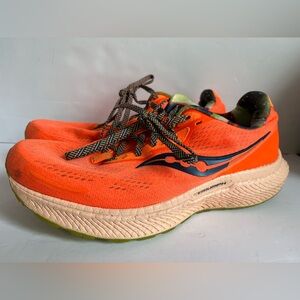 Saucony Women’s Triumph‎ 19 Running Shoes 10 Campfire Story Sneaker RARE Style